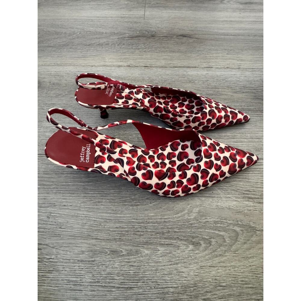 Jeffrey Campbell Slingback Pumps. Heart Motif size 9 New No Box - Picture 2 of 6
